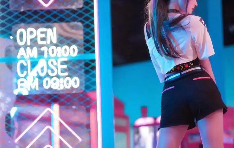 麻豆传媒mdx番外系列原档破解107部无水印全集