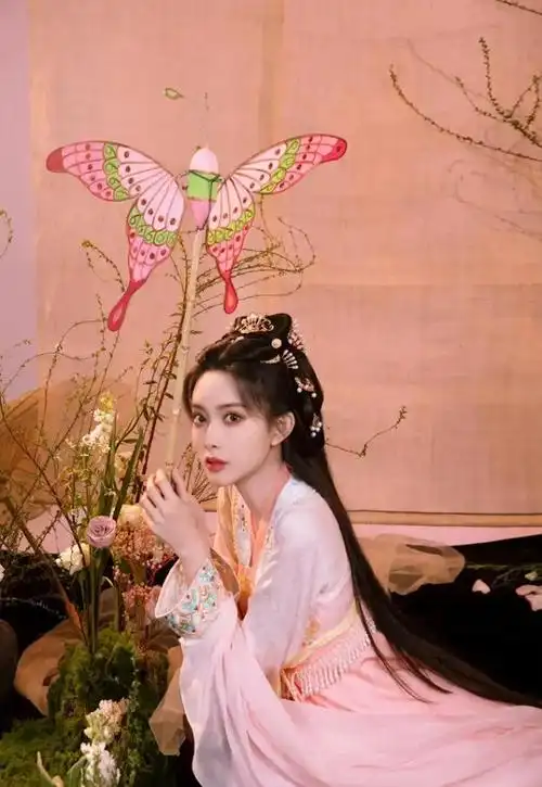 古装女神第2342期