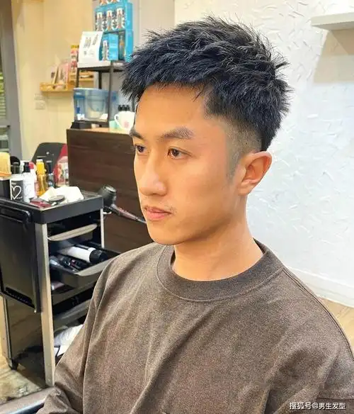 越剪越好看的男生发型11款不论什么年龄剪完帅气显精神