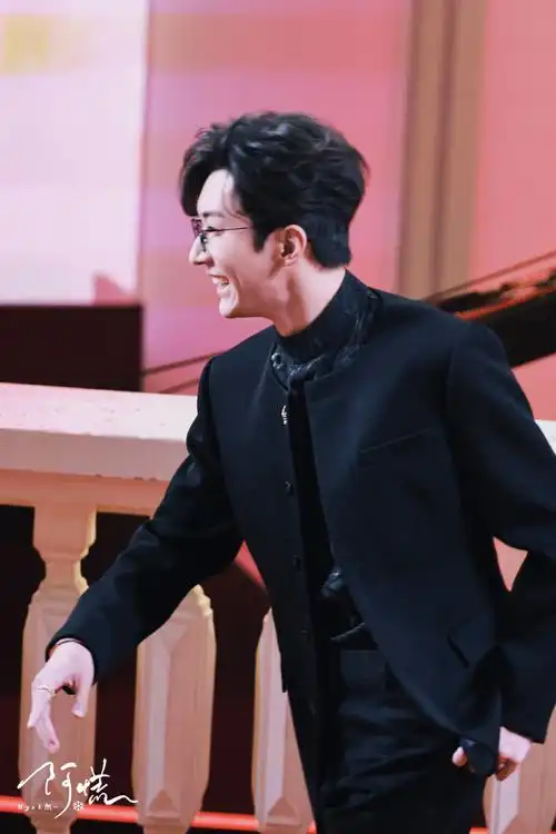 刘学义##智族gqcreative##刘学义细框镜