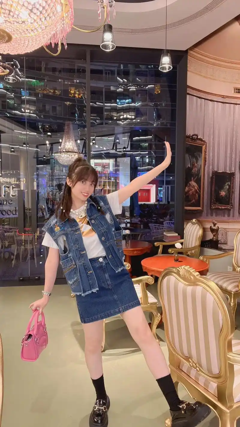可儿155身高!西太后小个子初秋牛仔 - 抖音