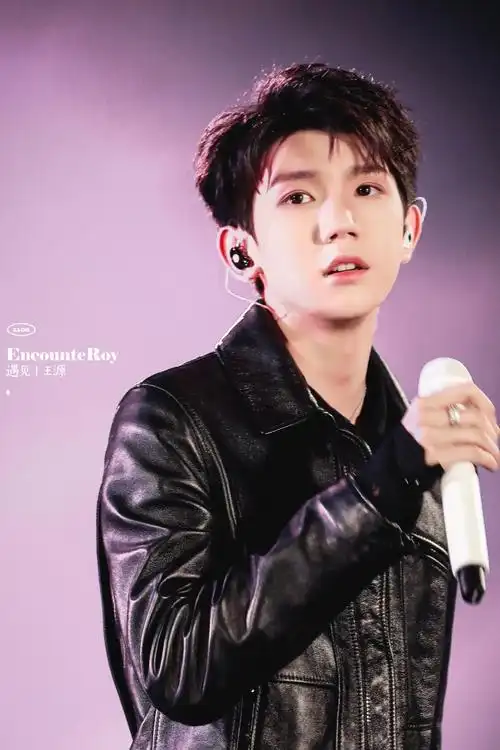 王源超话#王源绿海#  被古希腊钦定为王源妈粉  @tfboys-王源