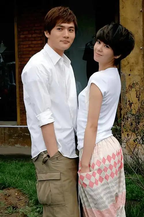 实力唱将郁可唯:40岁仍未婚,逼婚未果父亲被急出病_郁京宁_女儿_音乐