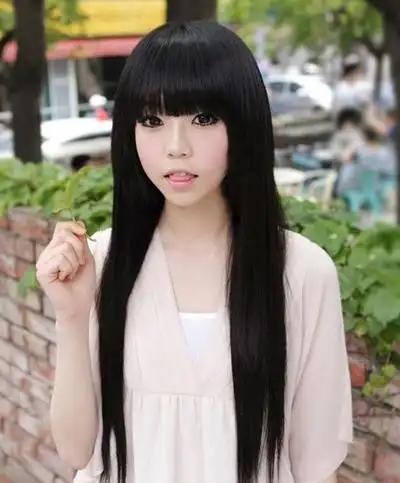 长直发齐刘海发型图片 多点清纯不要风俗掩盖