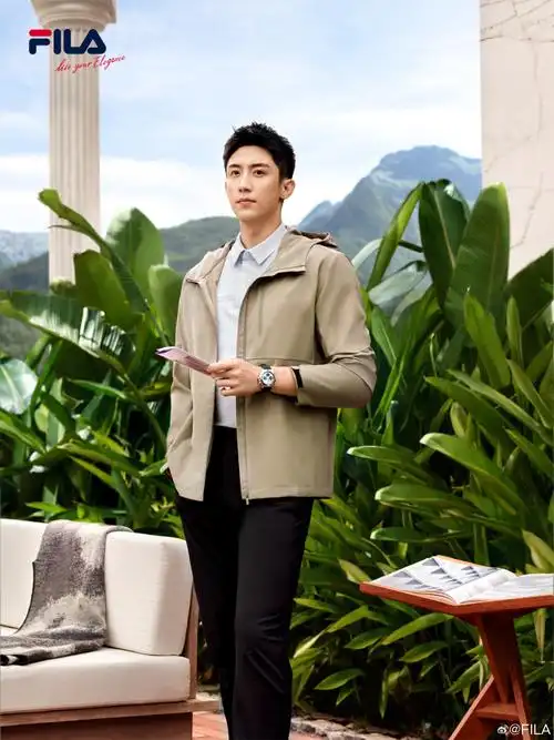 #fila时尚运动代言人黄景瑜##fila精致商务#