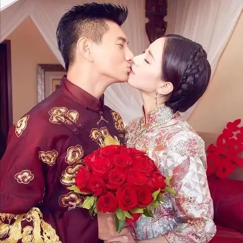 回顾有一种反噬叫吴奇隆和刘诗诗结婚八年善恶报应都应验了