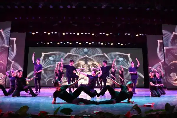 届礼敬中华优秀传统文化大学生文化艺术节舞从敦煌来舞蹈大赛初赛结束