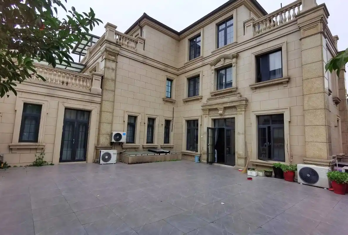 美兰湖别墅租6房3厅5卫430平