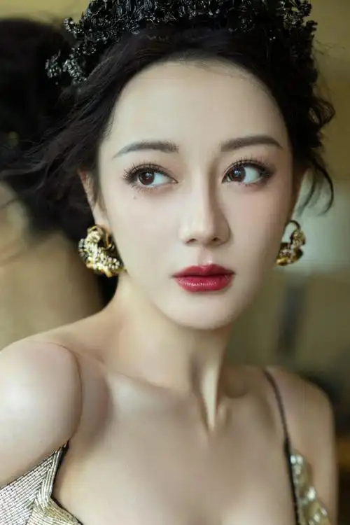 迪丽热巴|鎏金神女