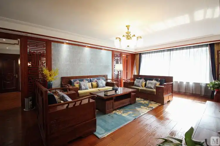 中式客厅沙发装修效果图