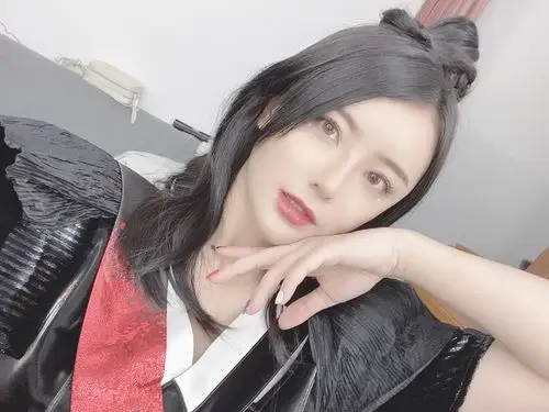 美女歌手sing-边丽迷人写真美照欣赏