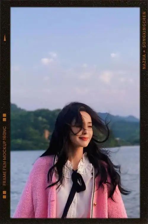 古力娜扎分享海边美照微风吹拂显灵动绝美五官甜如初恋