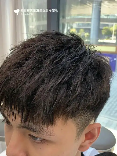 烟花烫碎盖发型