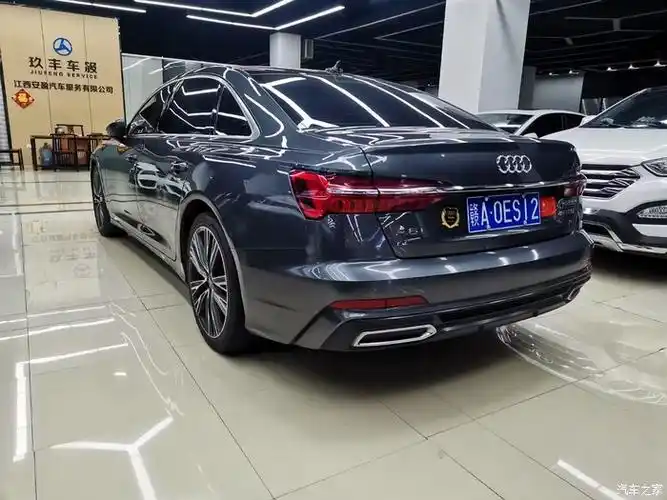 岀2021款奥迪a6l45臻选动感型有意者私