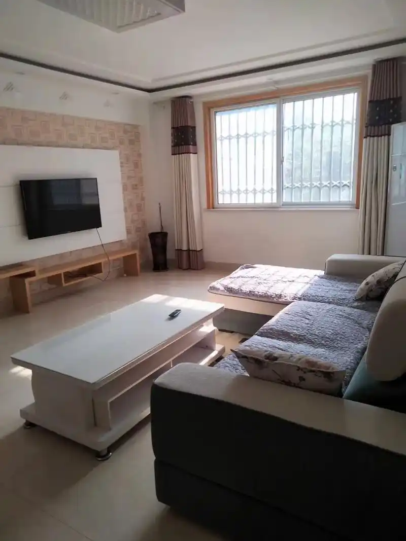 东城国际三室二厅二卫住家装修家具家电