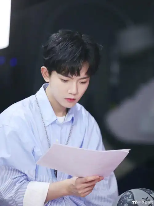 可盐可甜的李明德❤️ - 堆糖,美图壁纸兴趣社区