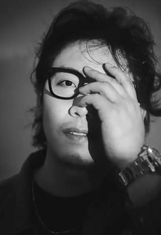 yy摩登兄弟:坚守音乐梦想越努力的人越幸运