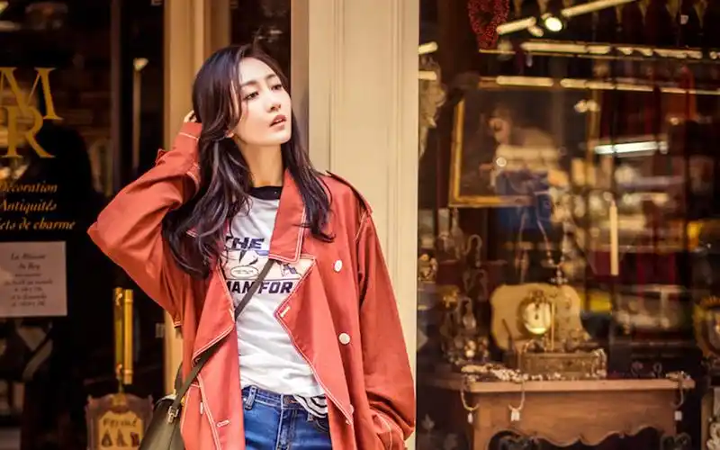 美女明星王鸥清新时尚街拍图片桌面壁纸