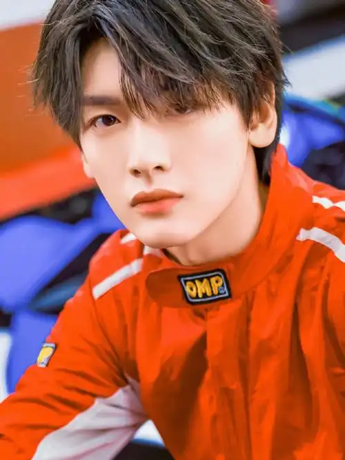 哇唧唧哇翟潇闻可爱帅气又迷人