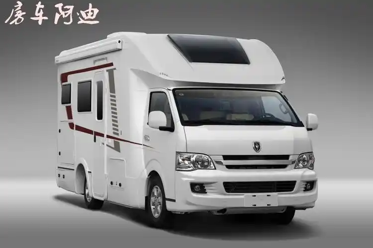 华晨金杯大海狮房车,采用了丰田霸道的动力总成,动力强劲