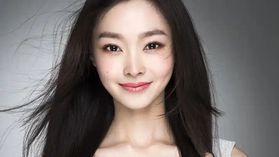 美女演员宋轶清新甜美写真