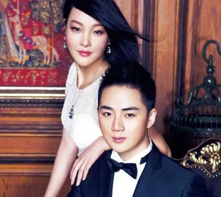 【图】何杜娟的老公是谁呢? 其和余少群隐婚了吗?