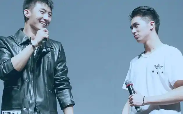 瑜洲相爱的无数个理由【黄景瑜许魏洲】