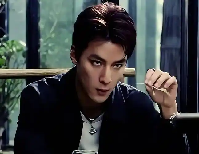 "你们都是吴彦祖?我是谁?