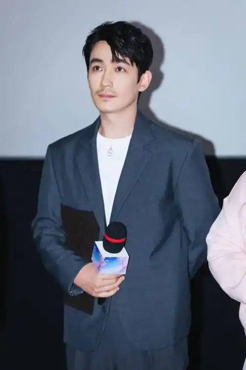 榜妹热线朱一龙电影撤档李沁金世佳复合赵今麦不进组王凯医疗剧宋轶