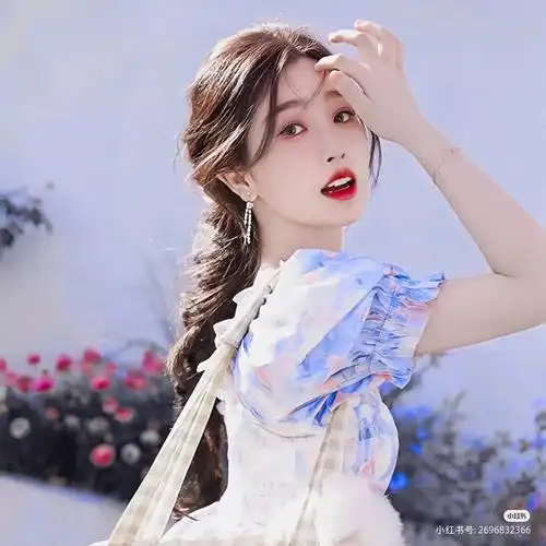 明星头像虞书欣