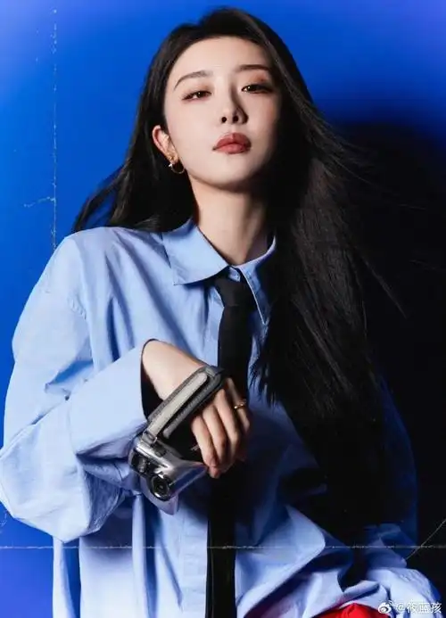 赵小棠复古拽姐写真##赵小棠眼神杀我