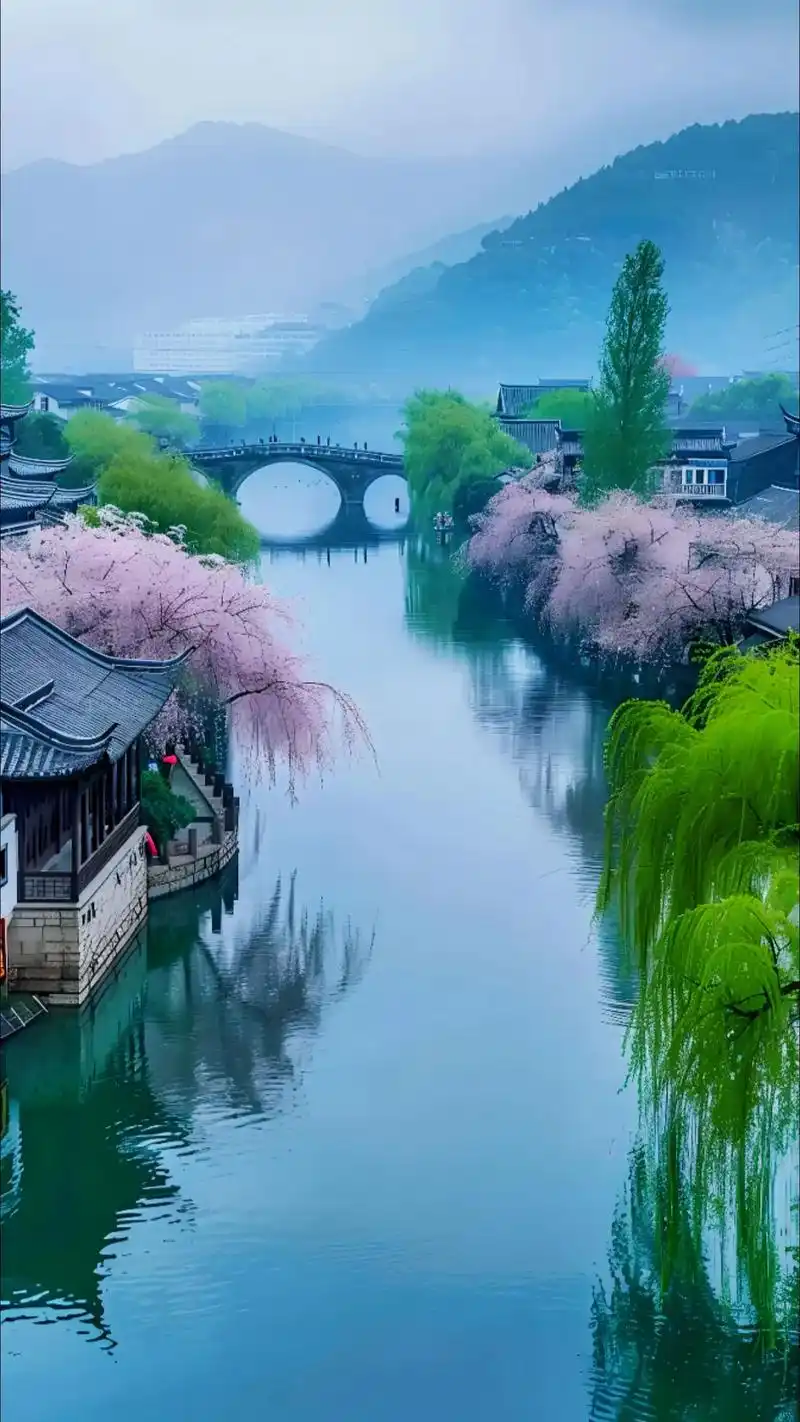 小桥流水人家.在自己的时光里,浅浅笑,静静爱,淡淡释怀,只愿 - 抖音