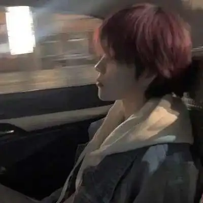 男生帅气头像戴口罩真人图片潮流时尚男生高清微信头像图片