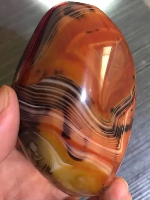精品缠丝玛瑙原石图案非常漂亮多丝多彩的纹路