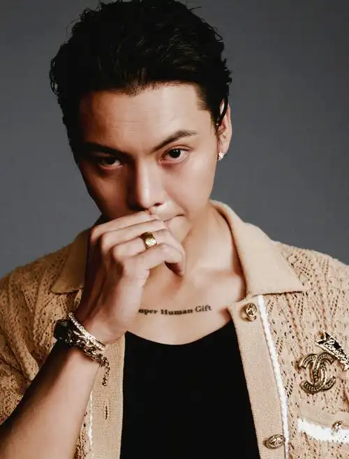 陈伟霆#x chanel 2024早春度假系列深圳大秀写真,优雅帅气的香奈儿