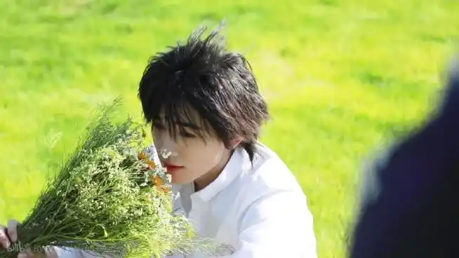 宋亚轩萌探探探案##宋亚轩 治愈笑颜