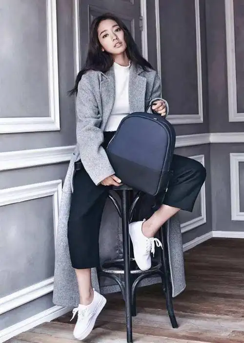 朴信惠穿搭合集,轻松驾驭各种风格,真的不要太好看