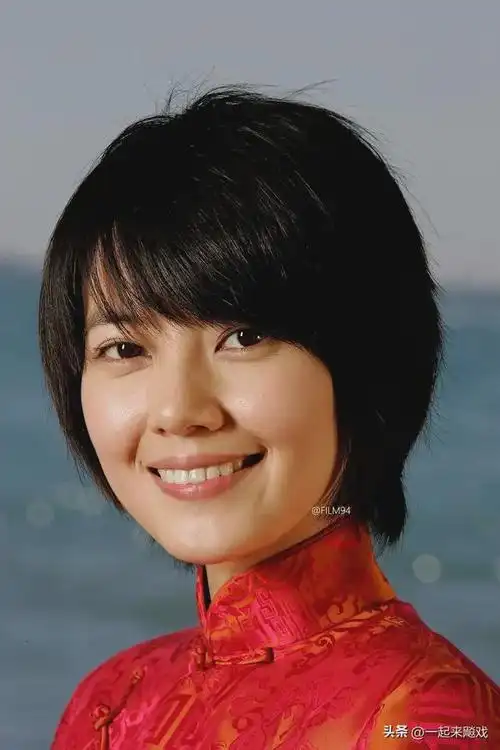 "我接下这部戏的原因只有一个,就是高圆圆,她有的元素是时下很多年轻