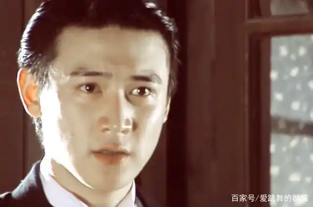 陆毅饰演的李英奇