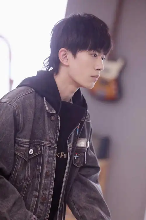 这个发型也喜欢 好日式哦