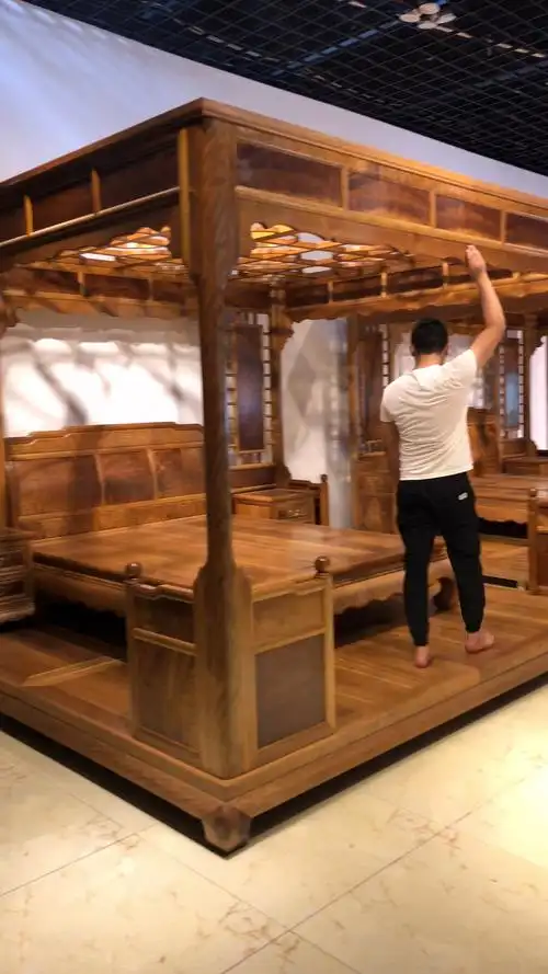 古典红木家具金丝楠木床中床