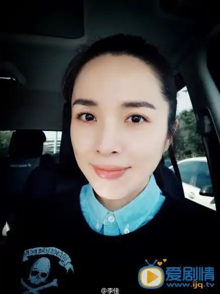 靳东个人资料简介 靳东老婆李佳照片