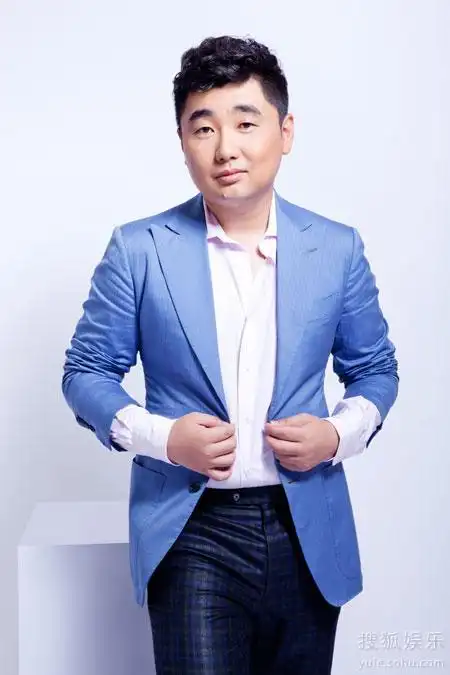 周德华我想和你好好的添惊喜陷职场地下恋