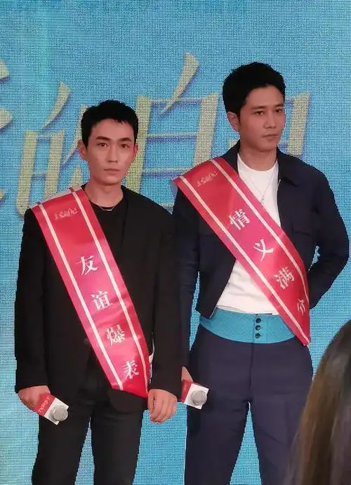 朱一龙成功增肥显盈润,与彭冠英忆往事,与刘诗诗互让c位很绅士