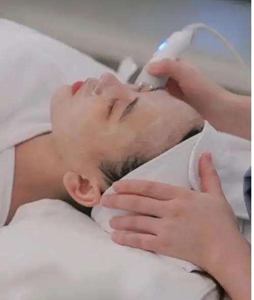 小气泡清洁  小气泡清洁管理定期做小气泡管理好处清除毛孔内多余