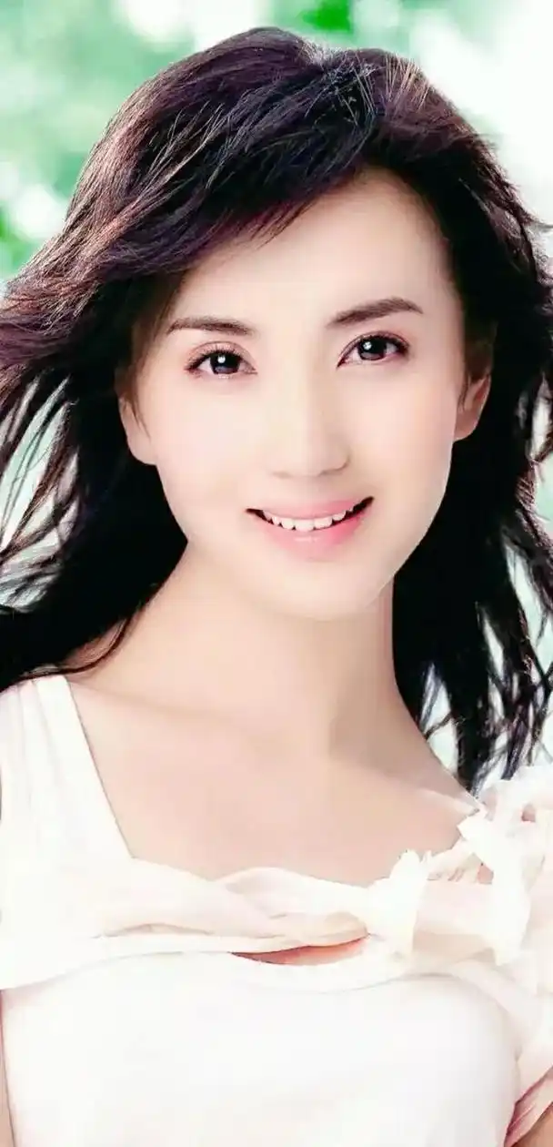 万人迷陈好温婉大方美丽动人高清写真集2