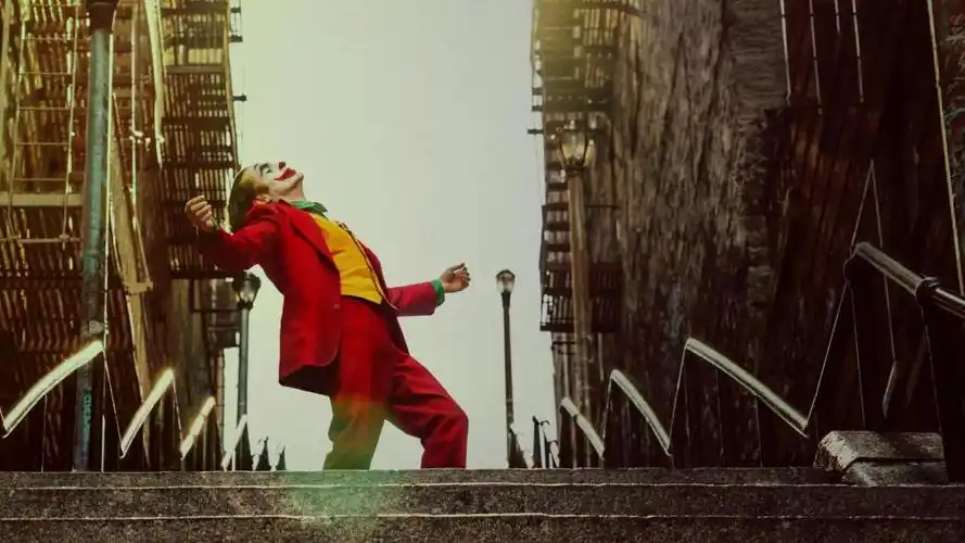 惊悚片《小丑》,剧照图片,高清壁纸,欧美影视-回车桌面