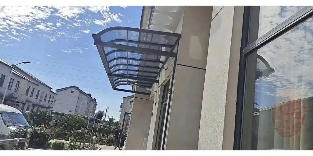 铝合金雨棚安装完成实例返图