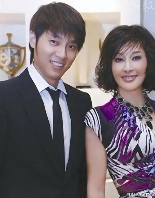 刘晓庆_王立_周雨