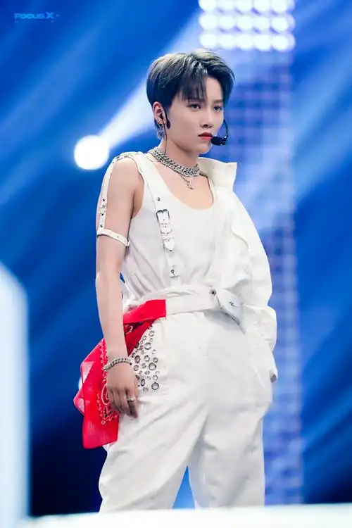 刘雨昕断层c位出道